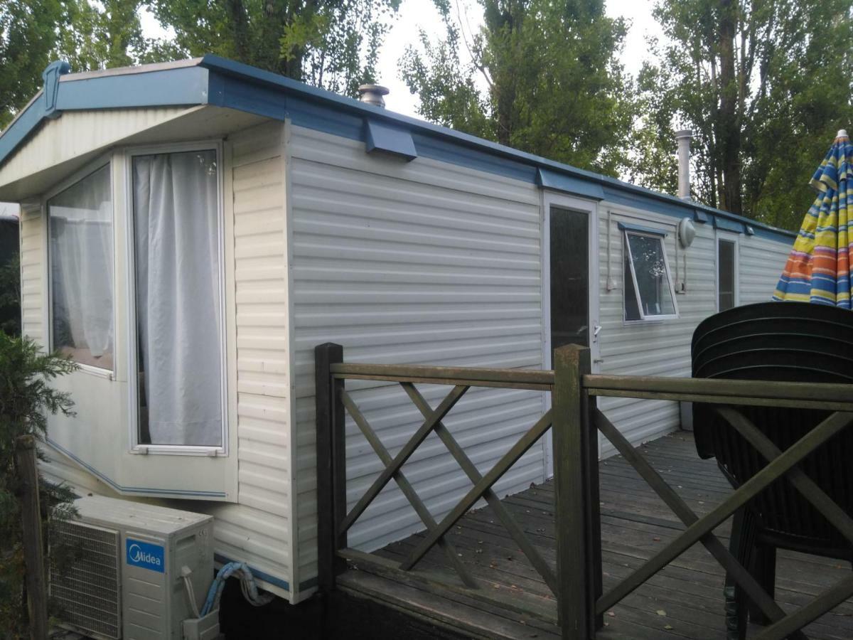 Adriacamp Mobile Homes Rosepineta Розапинета Екстериор снимка